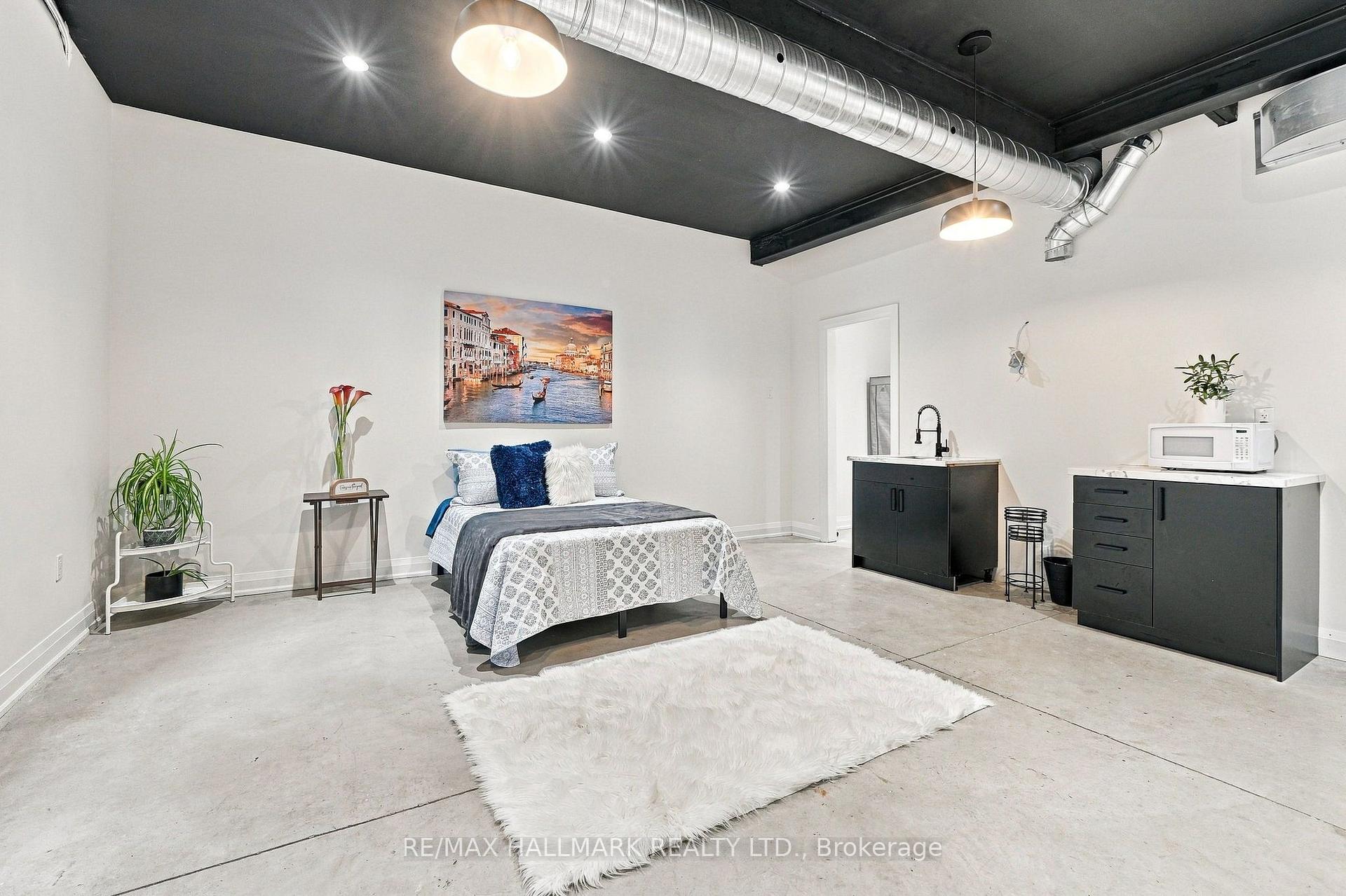 Photo 43 of 196 Wallace Street, Vaughan, Vaughan Grove — HOMEH