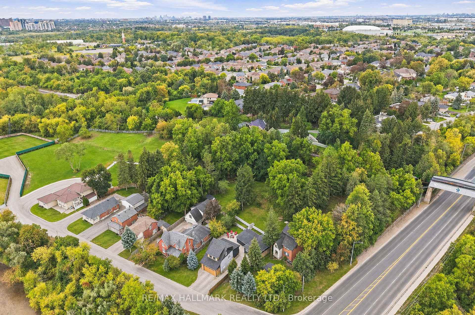 Photo 48 of 196 Wallace Street, Vaughan, Vaughan Grove — HOMEH