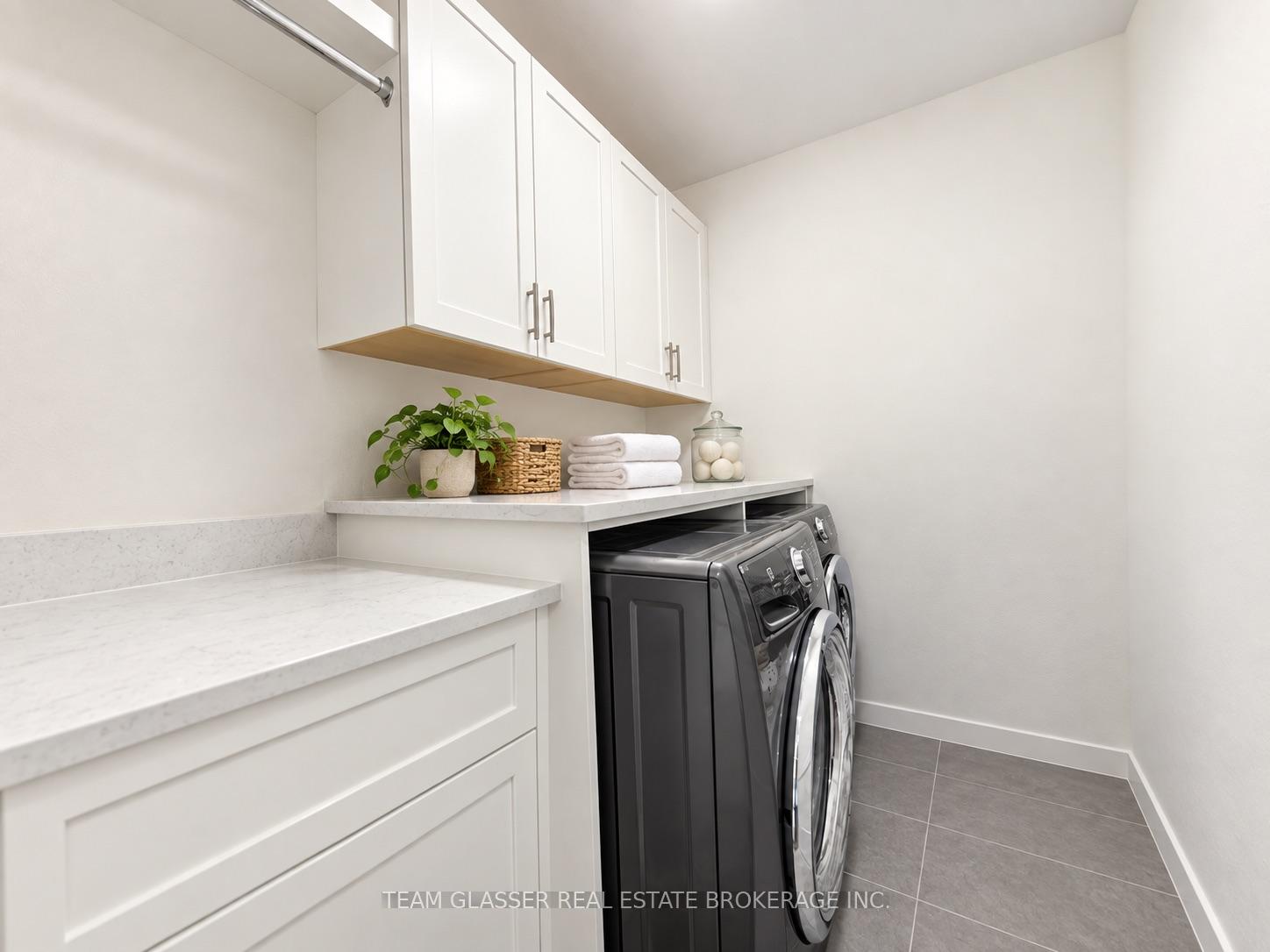 Photo 13 of Unit 13, 350 Oloane Avenue, Stratford — HOMEH