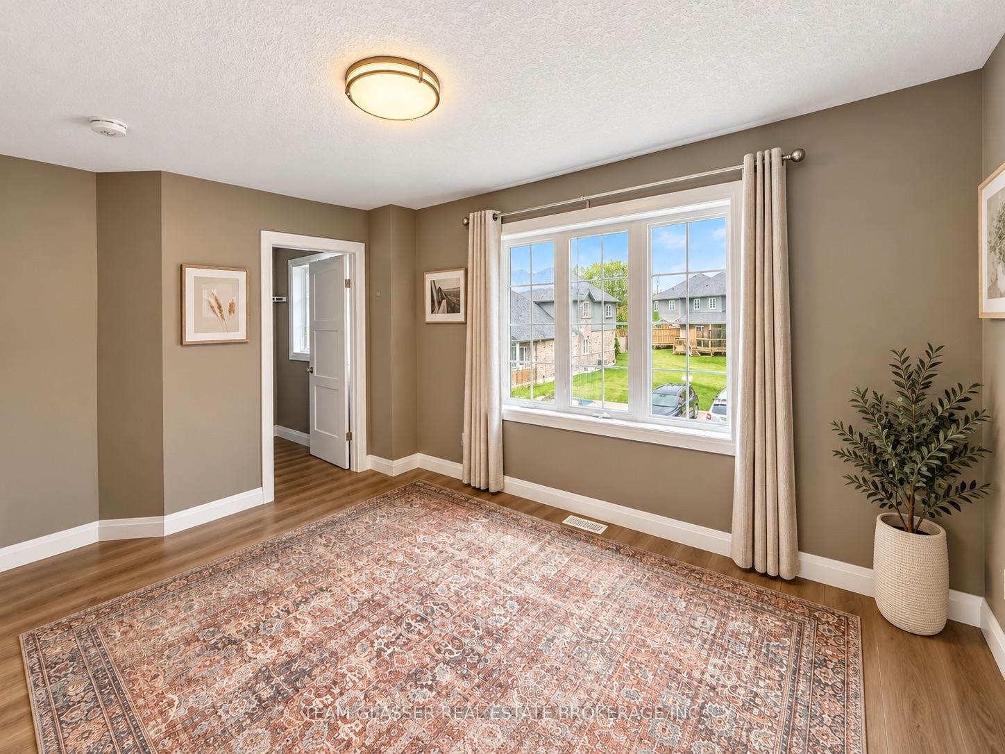 Photo 18 of Unit 13, 350 Oloane Avenue, Stratford — HOMEH