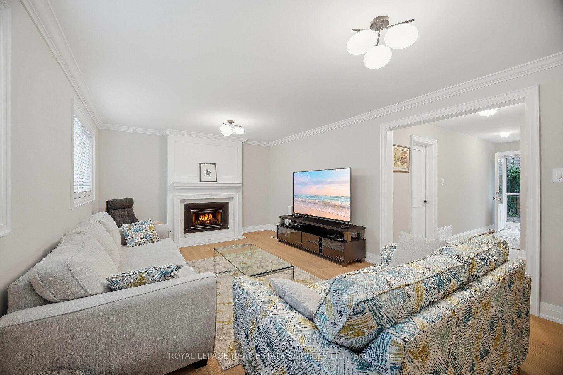Photo 31 of 726 Netherton Crescent, Mississauga, Applewood — HOMEH
