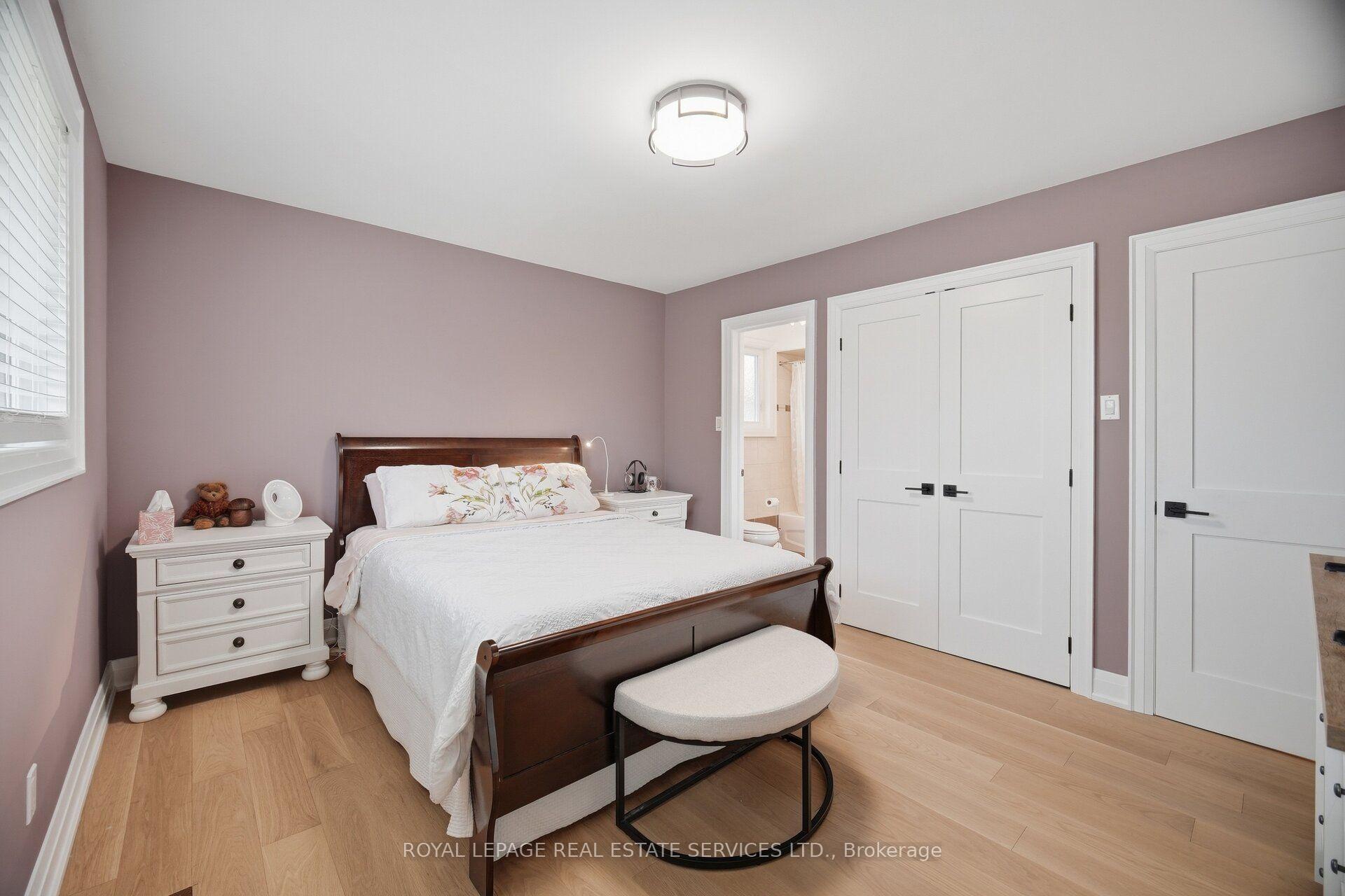 Photo 27 of 726 Netherton Crescent, Mississauga, Applewood — HOMEH