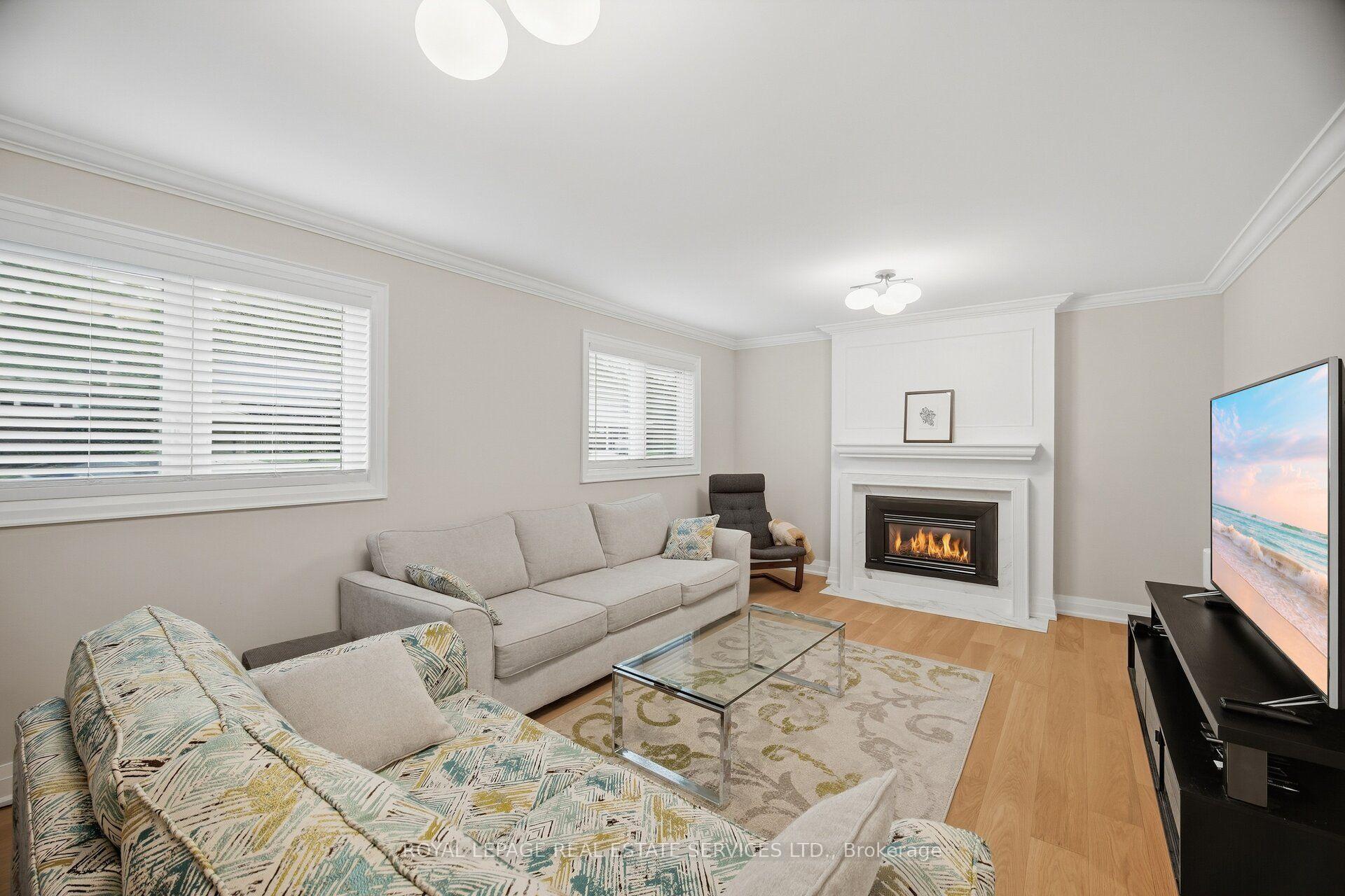 Photo 32 of 726 Netherton Crescent, Mississauga, Applewood — HOMEH