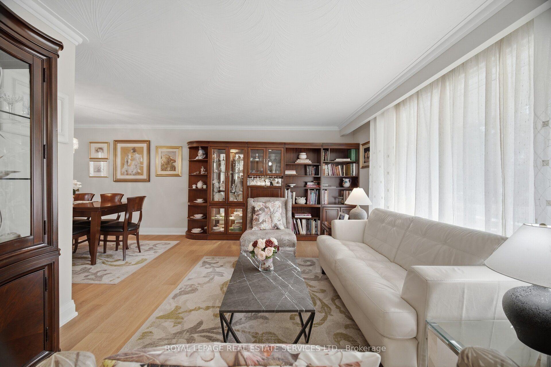 Photo 22 of 726 Netherton Crescent, Mississauga, Applewood — HOMEH