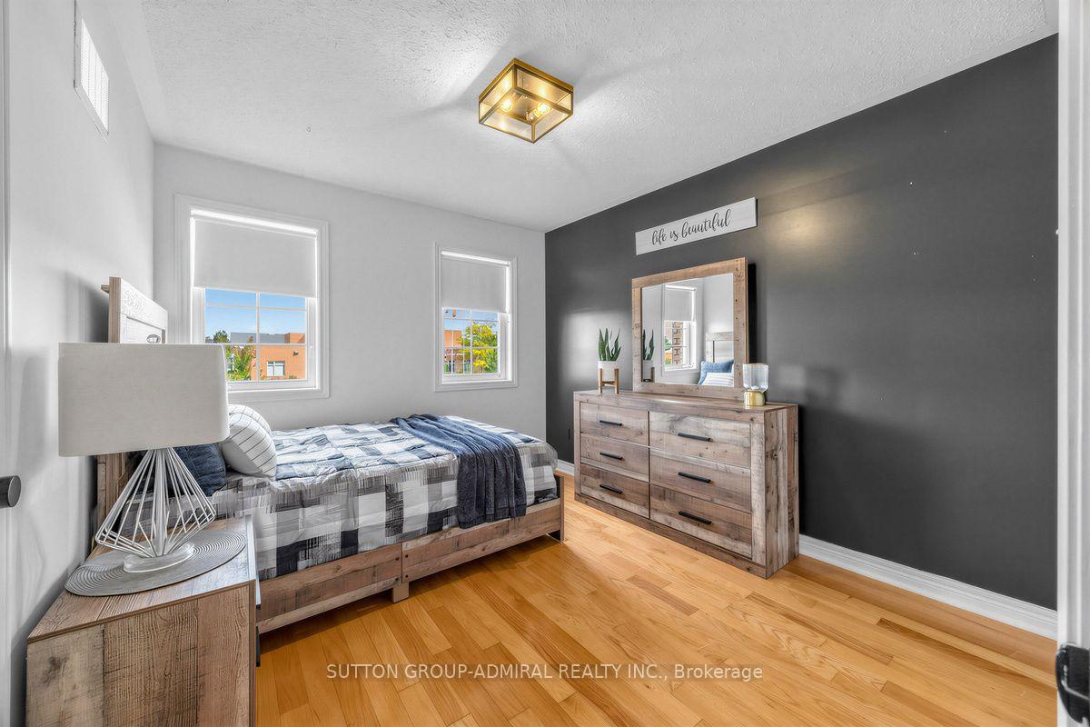 Photo 21 of 12 Sherrington Drive W, Scugog, Port Perry — HOMEH