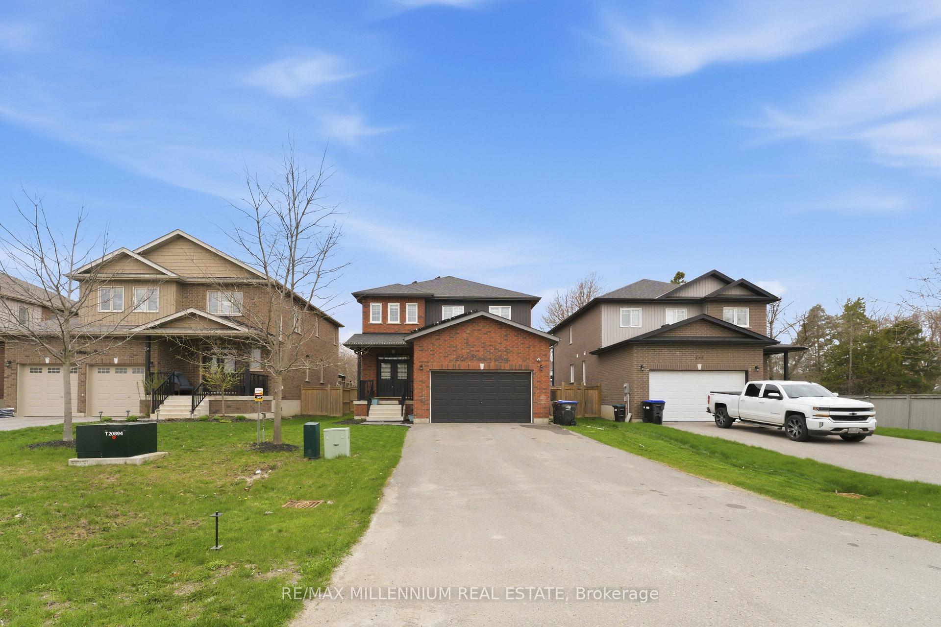 Photo 3 of 264 Patterson Street, New Tecumseth, Beeton — HOMEH