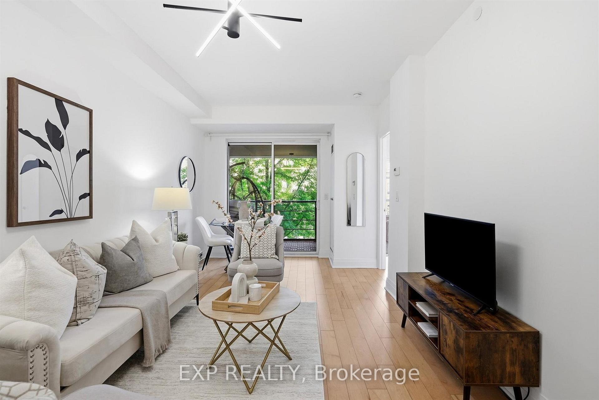 Photo 10 of Unit 213, 21 Clairtrell Road, North York, Willowdale East — HOMEH