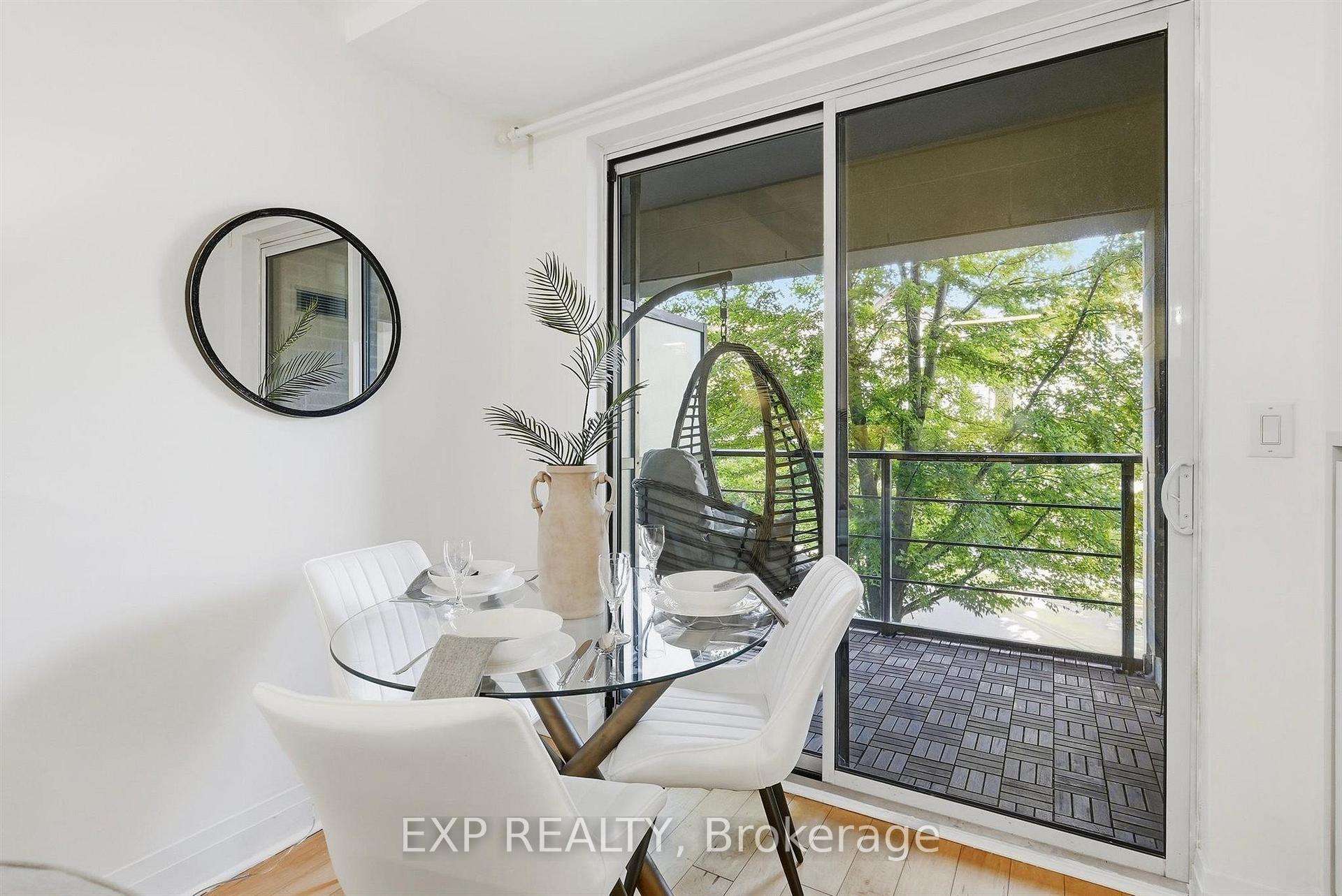 Photo 16 of Unit 213, 21 Clairtrell Road, North York, Willowdale East — HOMEH