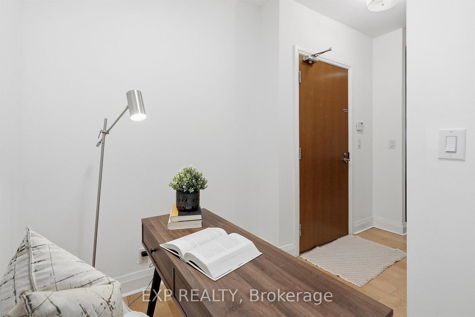 Photo 19 of Unit 213, 21 Clairtrell Road, North York, Willowdale East — HOMEH
