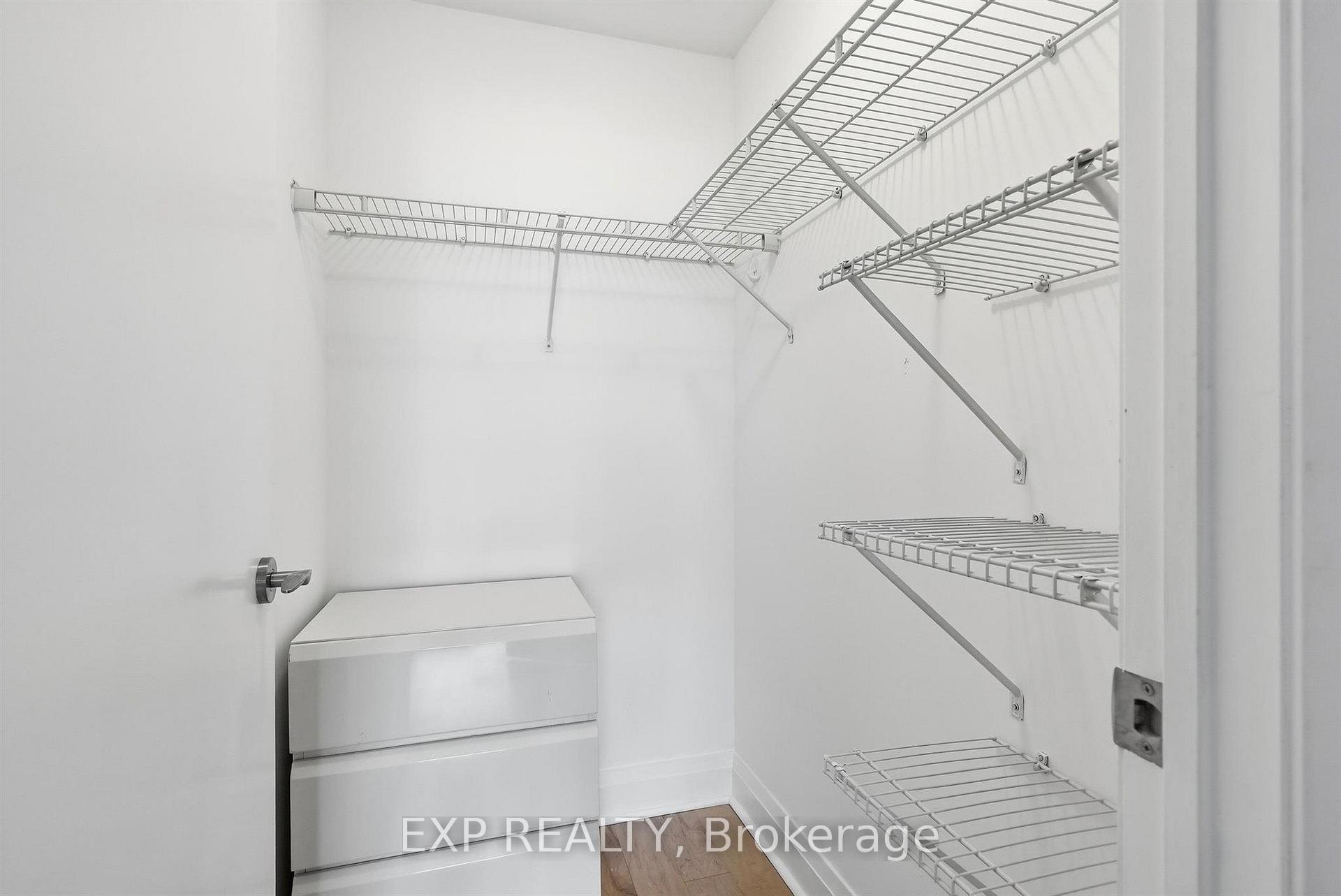 Photo 26 of Unit 213, 21 Clairtrell Road, North York, Willowdale East — HOMEH