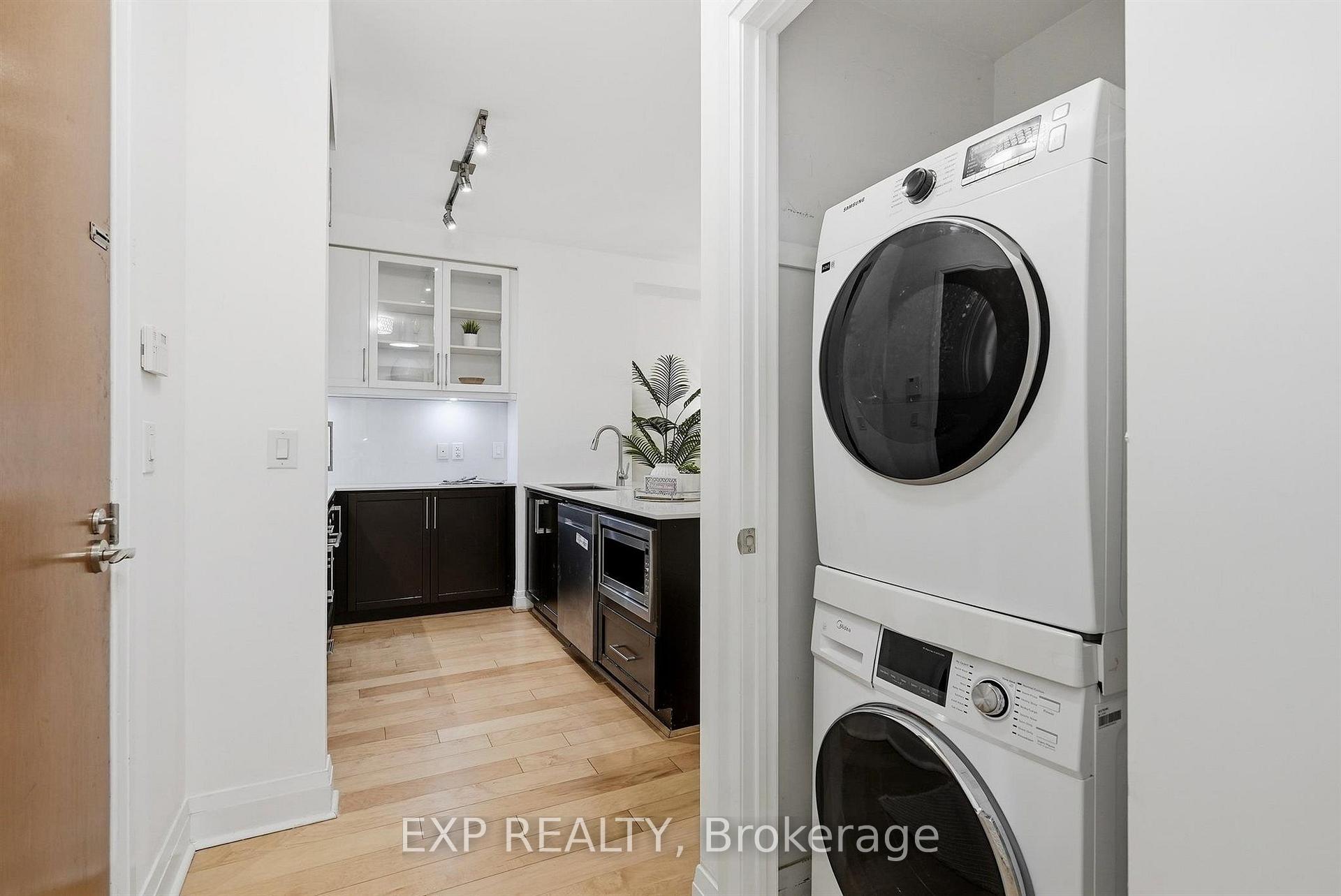 Photo 28 of Unit 213, 21 Clairtrell Road, North York, Willowdale East — HOMEH