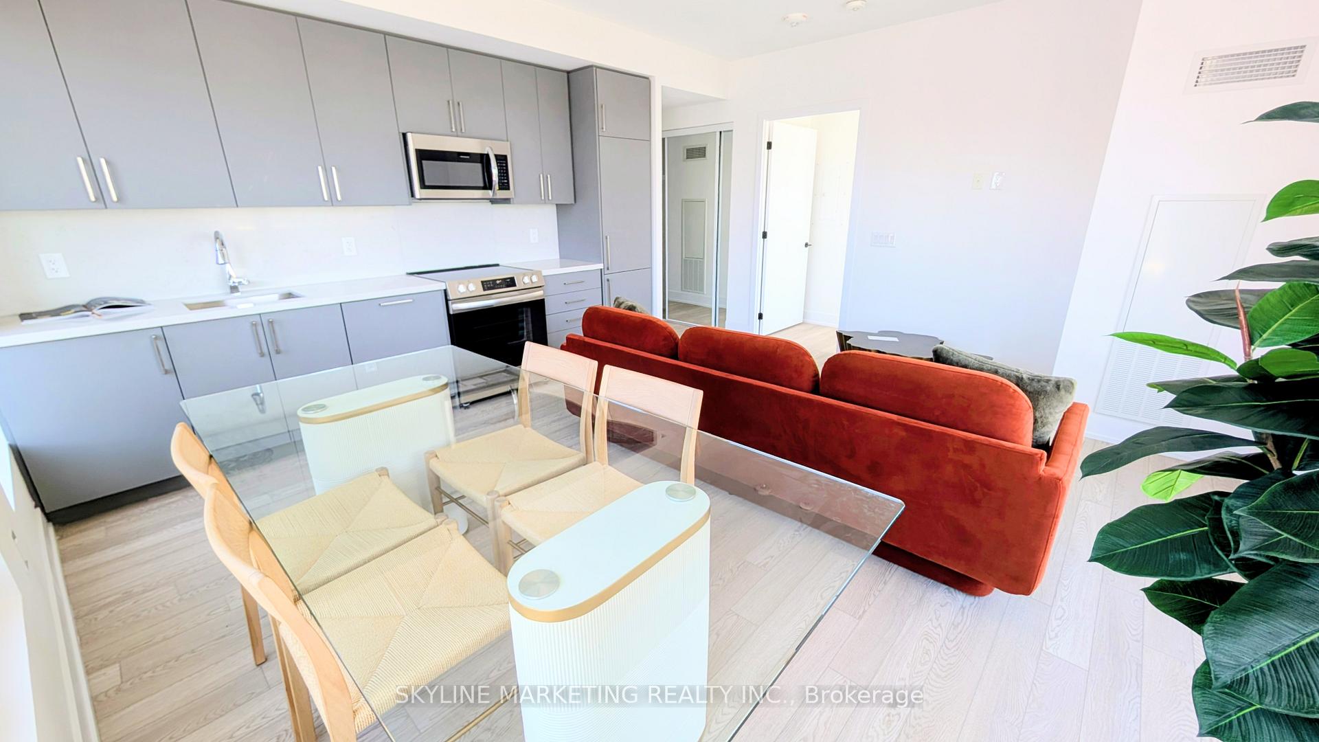 Photo 1 of Unit 733, 2450 Old Bronte Road, Oakville, Westmount — HOMEH