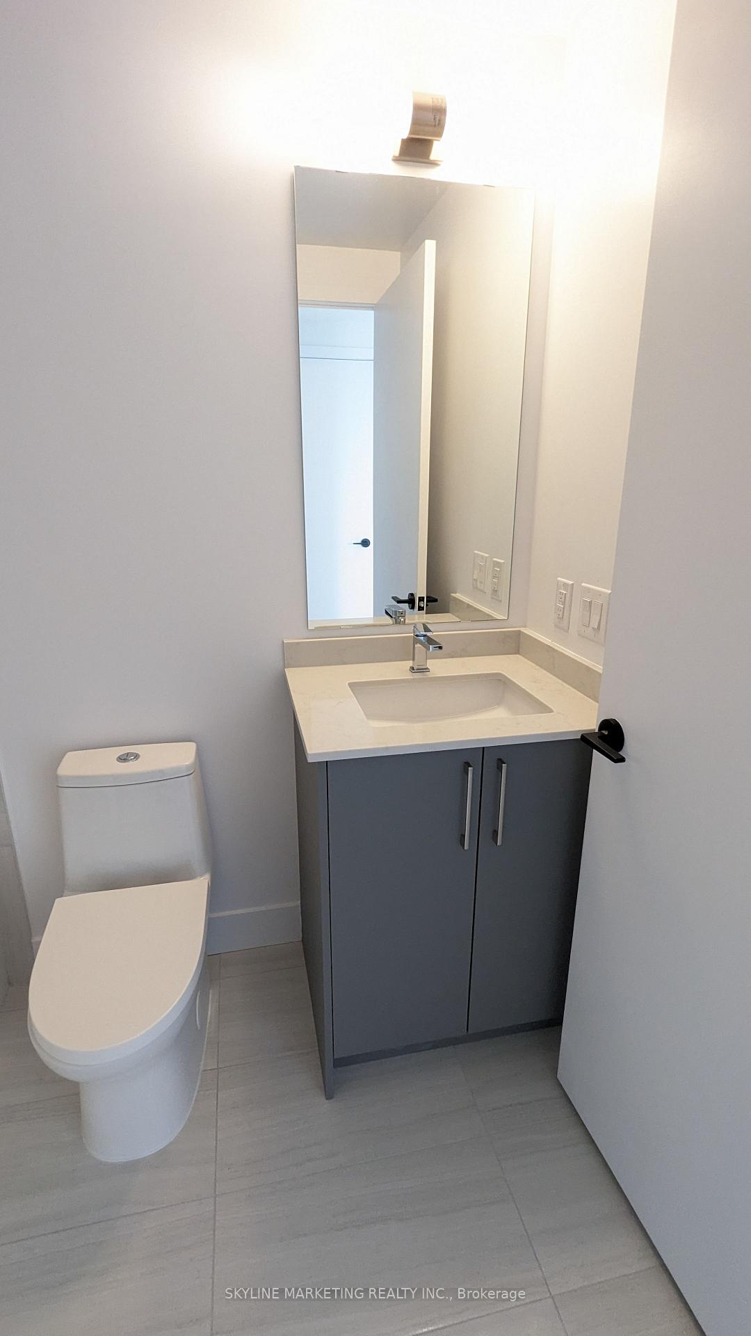 Photo 11 of Unit 733, 2450 Old Bronte Road, Oakville, Westmount — HOMEH