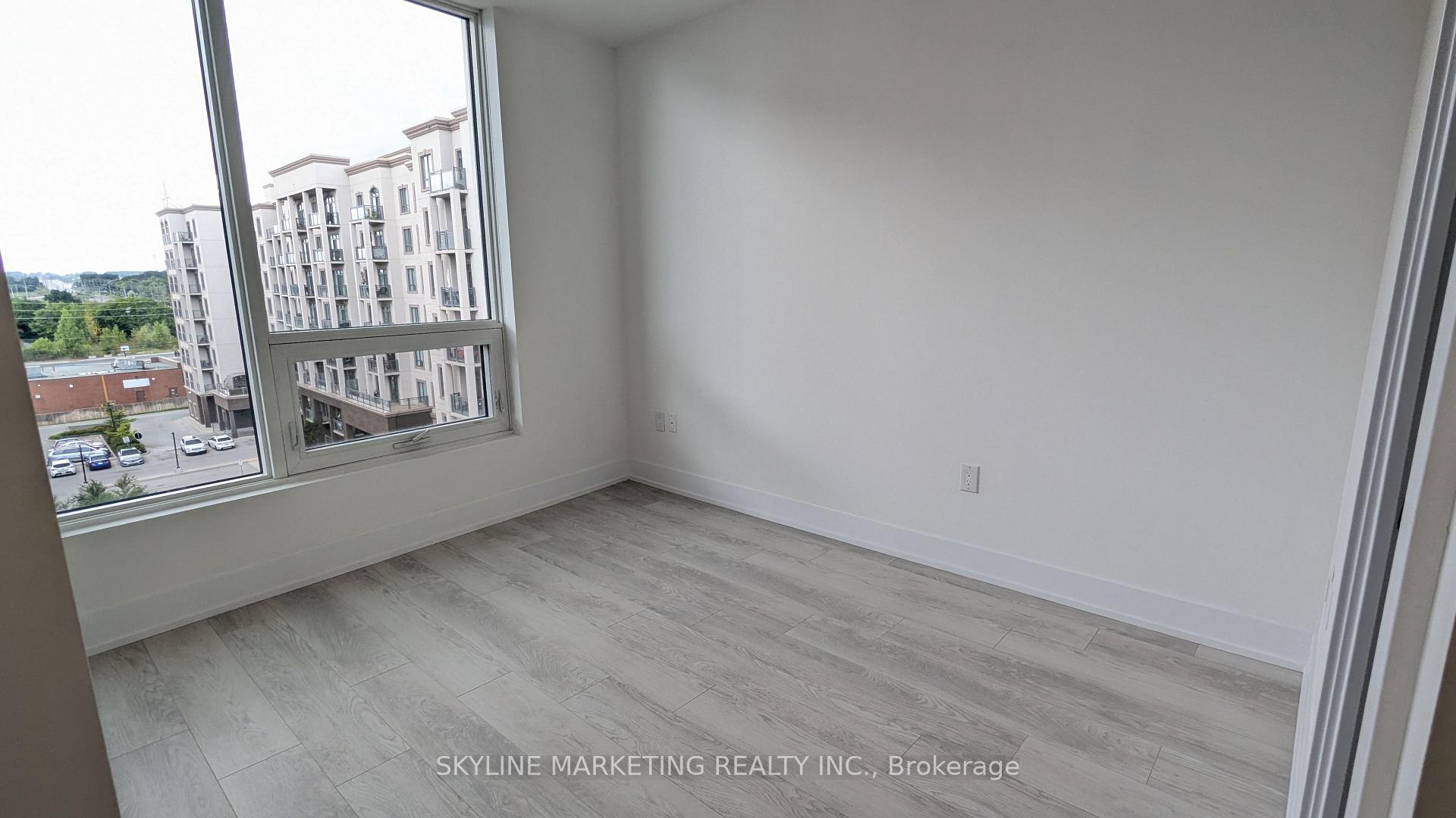 Photo 12 of Unit 642, 2450 Old Bronte Road, Oakville, Westmount — HOMEH