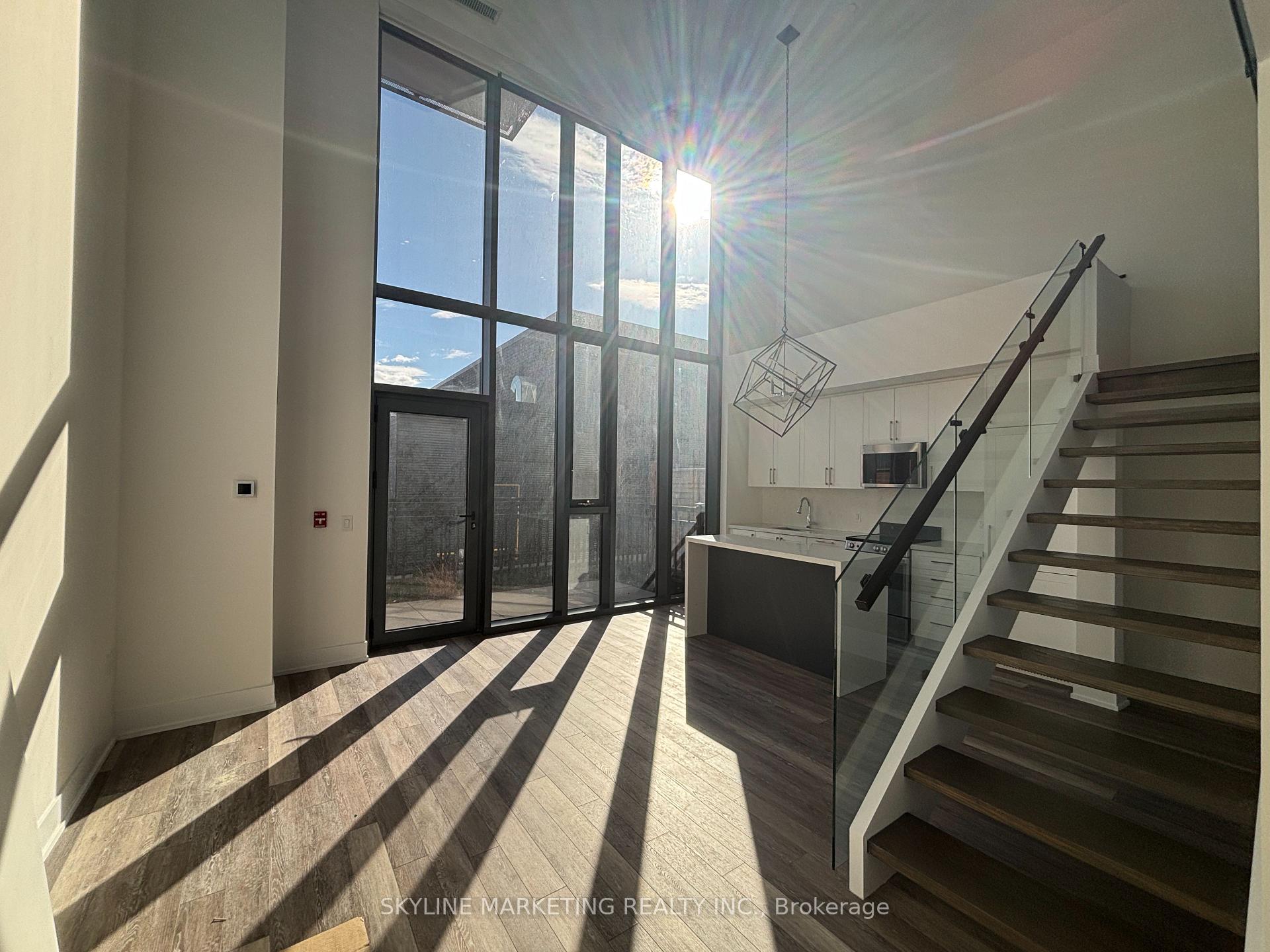 Photo 5 of Unit 103, 2450 Old Bronte Road, Oakville, Westmount — HOMEH