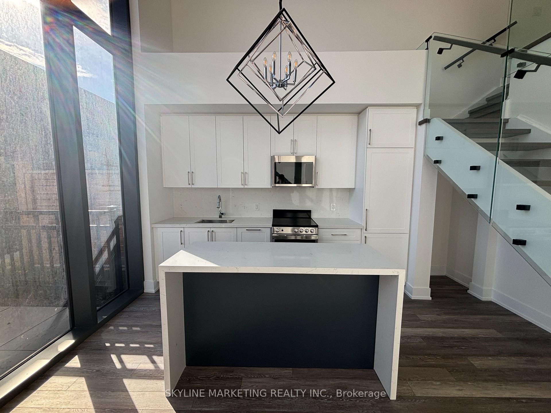 Photo 6 of Unit 103, 2450 Old Bronte Road, Oakville, Westmount — HOMEH