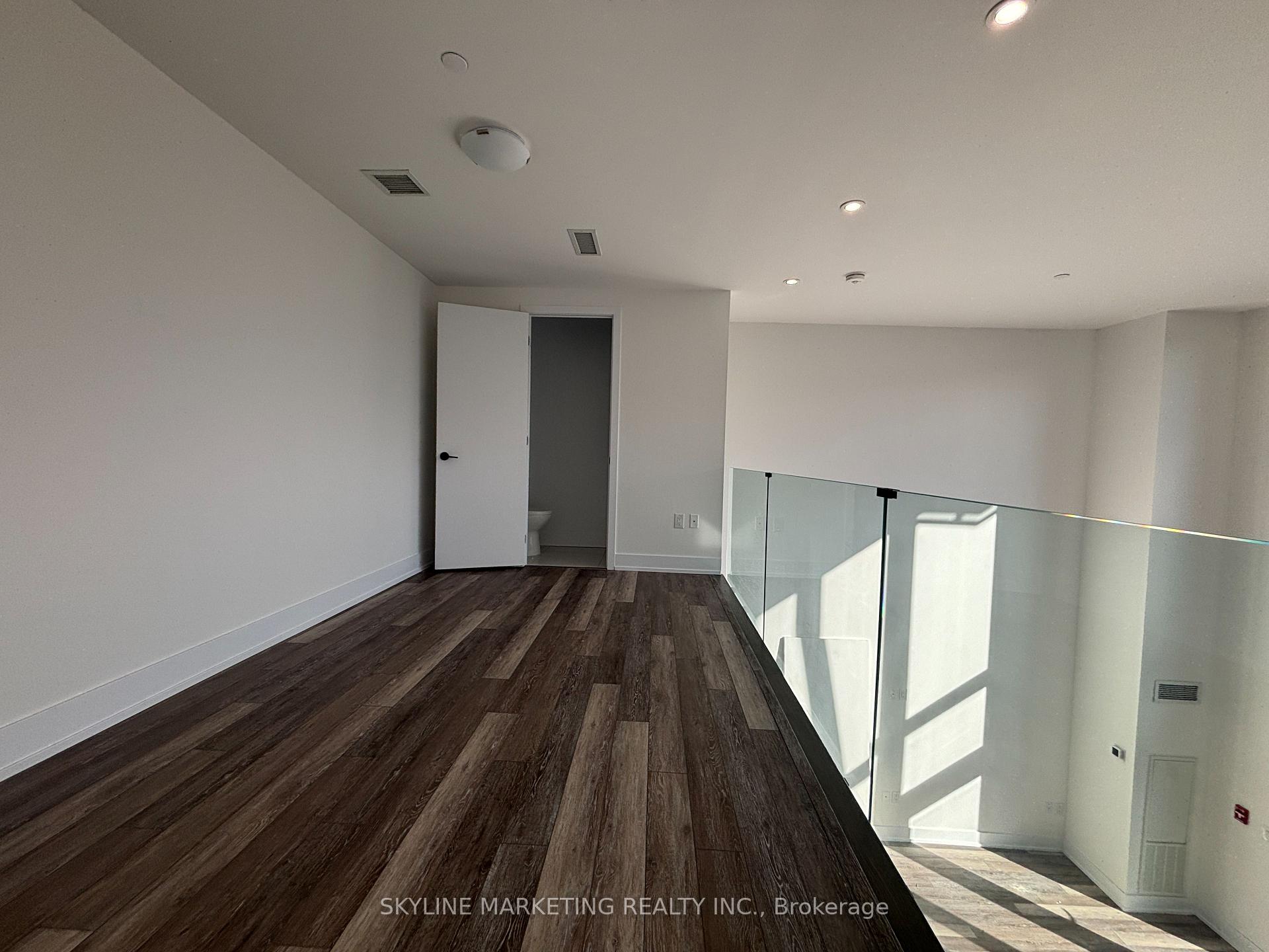 Photo 8 of Unit 103, 2450 Old Bronte Road, Oakville, Westmount — HOMEH