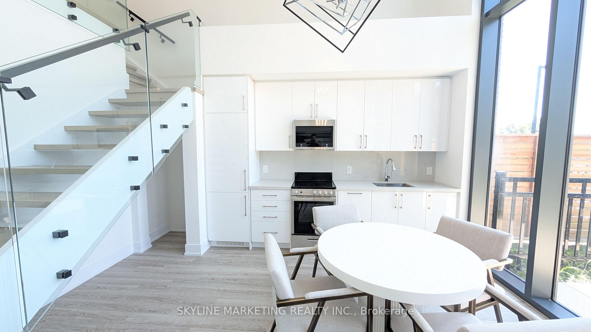 Photo 6 of Unit 102, 2450 Old Bronte Road, Oakville, Westmount — HOMEH