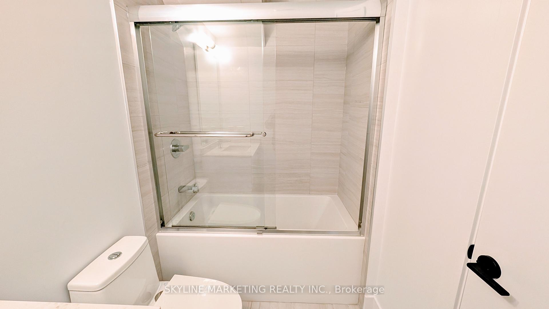 Photo 12 of Unit 102, 2450 Old Bronte Road, Oakville, Westmount — HOMEH