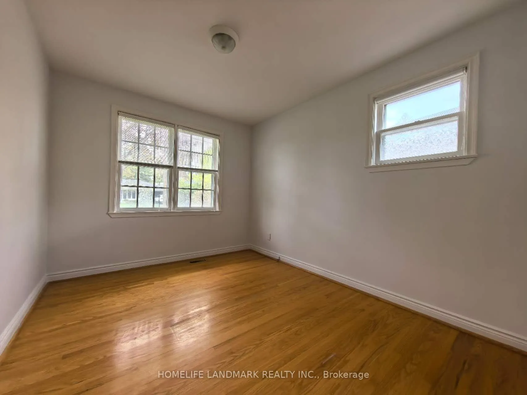 Photo 11 of 11 Drakefield Rd Drakefield Road, Markham, Bullock — HOMEH