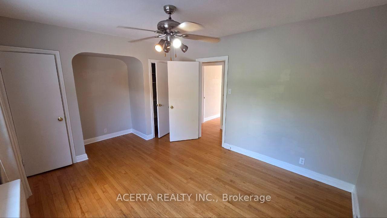 Photo 10 of Unit 3, 649 Cole Avenue S, Ottawa, Laurentianview — HOMEH