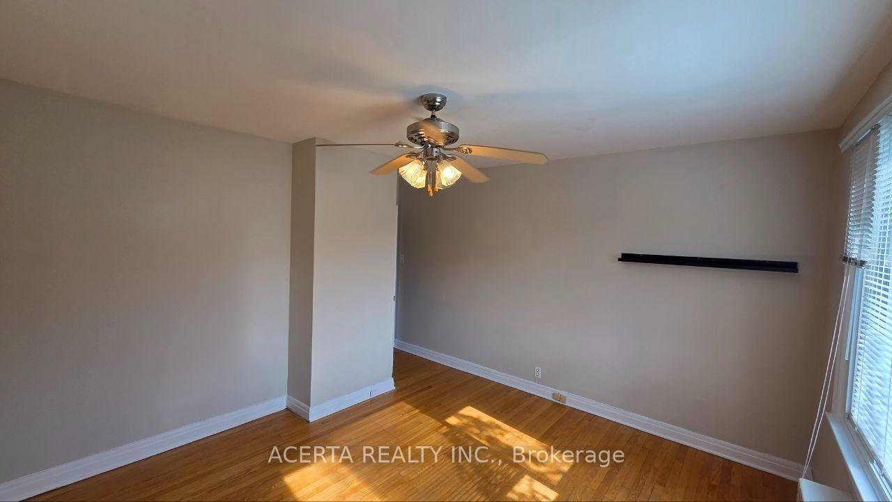 Photo 12 of Unit 3, 649 Cole Avenue S, Ottawa, Laurentianview — HOMEH