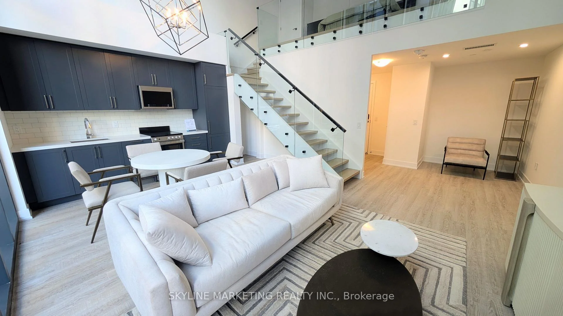 Photo 4 of Unit 114, 2450 Old Bronte Road, Oakville, Westmount — HOMEH