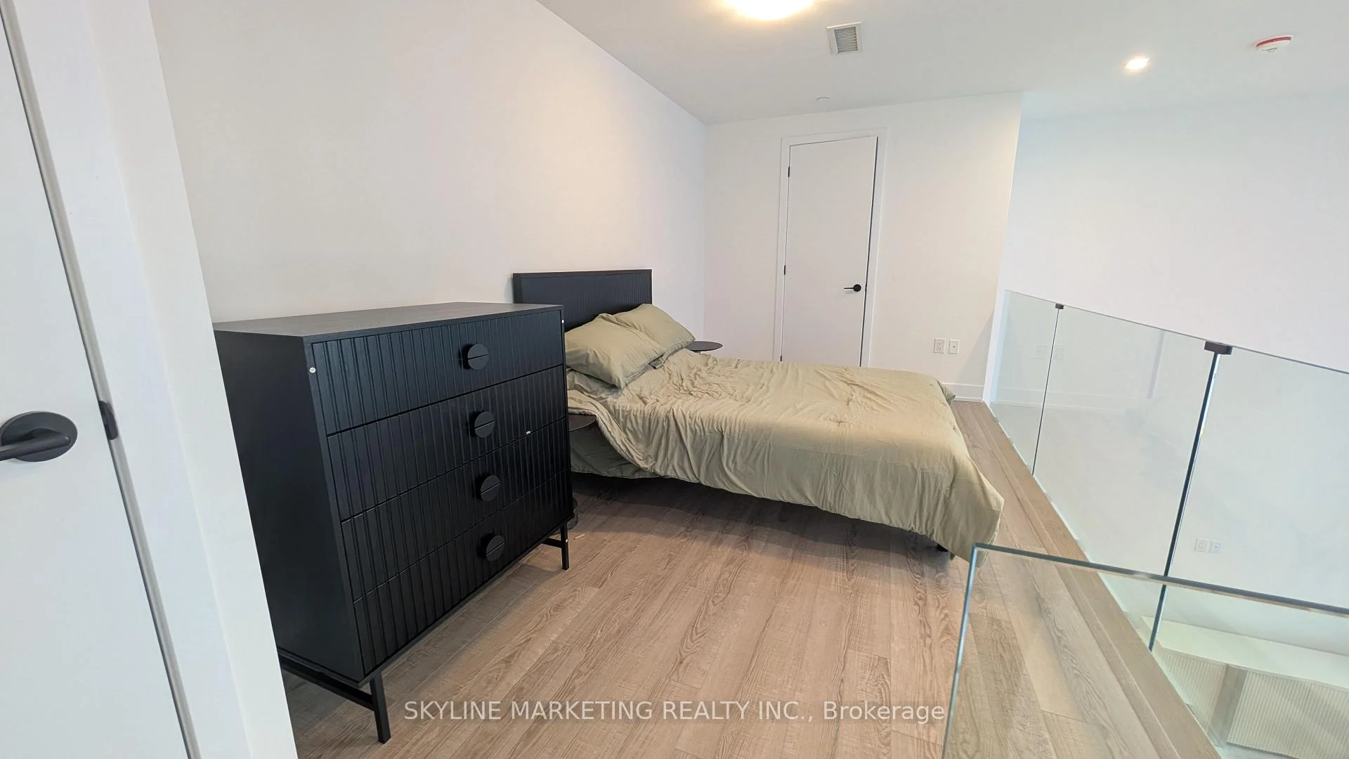 Photo 9 of Unit 114, 2450 Old Bronte Road, Oakville, Westmount — HOMEH