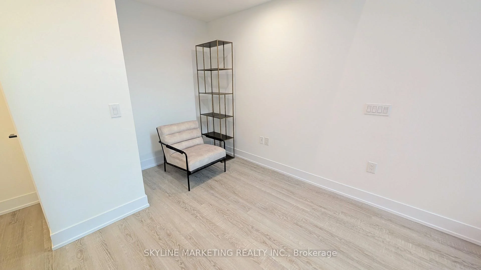 Photo 15 of Unit 114, 2450 Old Bronte Road, Oakville, Westmount — HOMEH