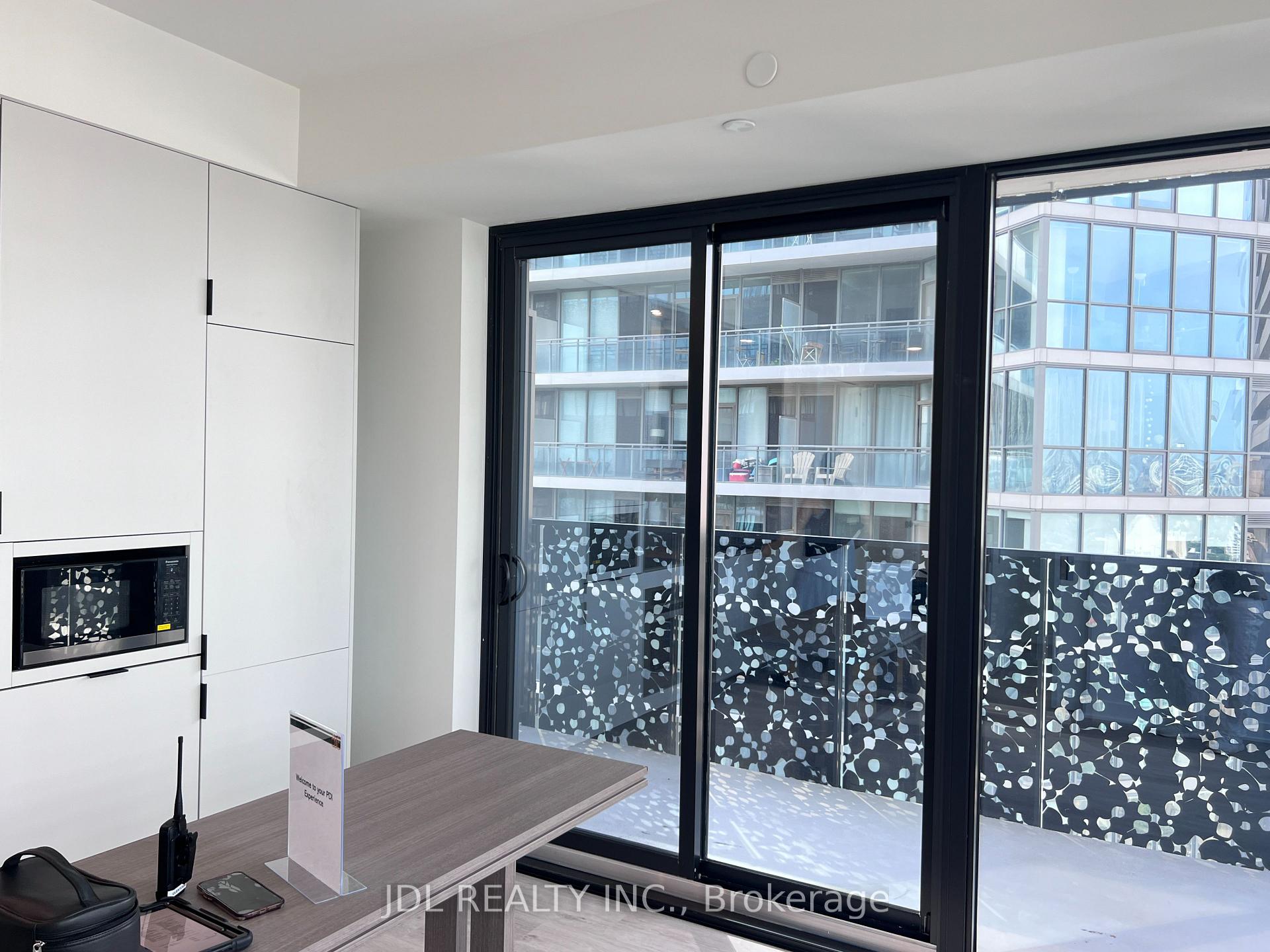 Photo 3 of Unit 4009, 55 Charles Street E, Toronto, Church-Yonge Corridor — HOMEH