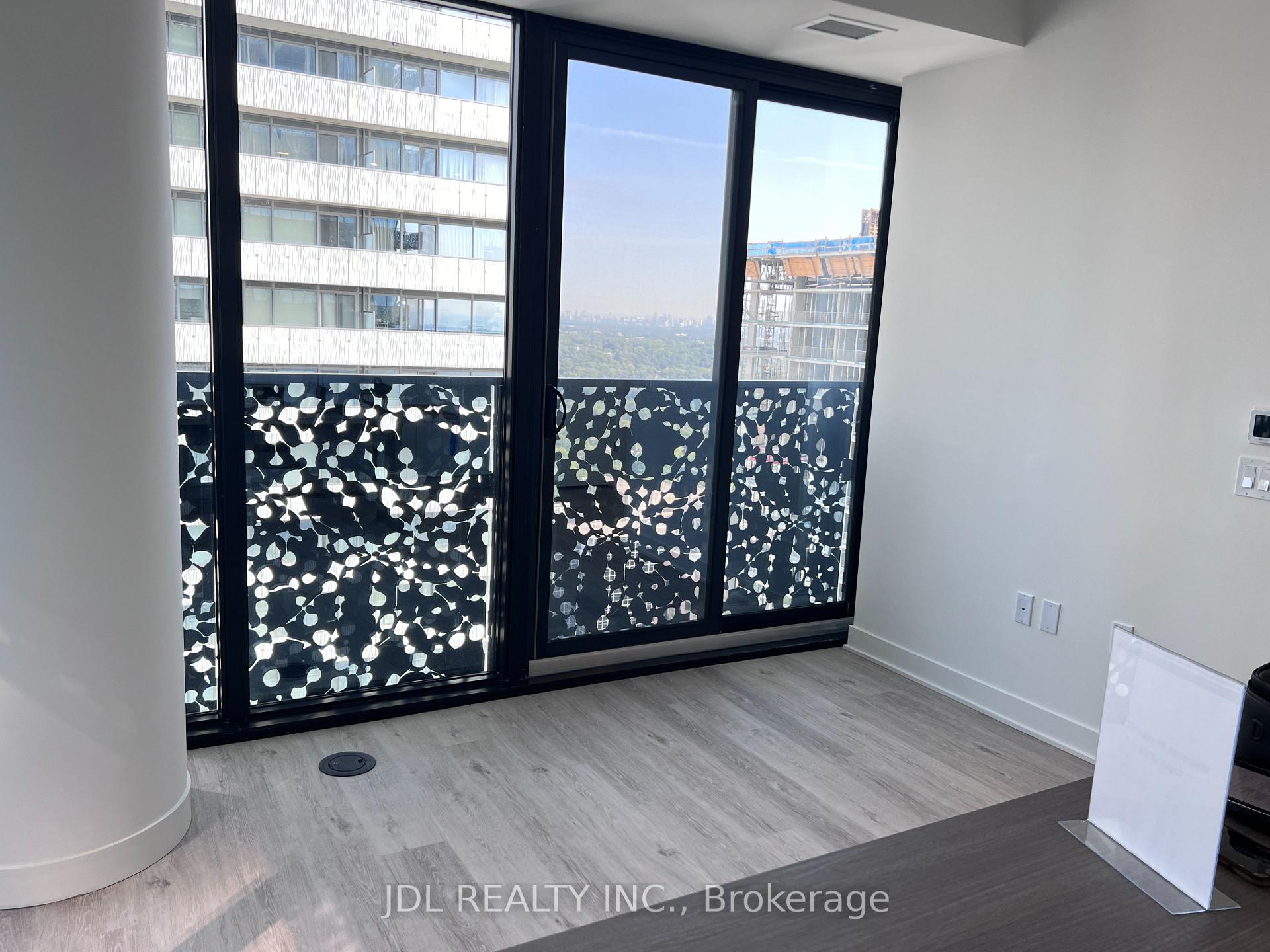 Photo 4 of Unit 4009, 55 Charles Street E, Toronto, Church-Yonge Corridor — HOMEH