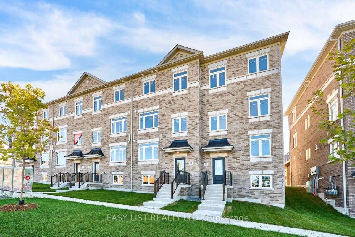 Photo 2 of 19 Addyman Crescent, Clarington, Newcastle — HOMEH