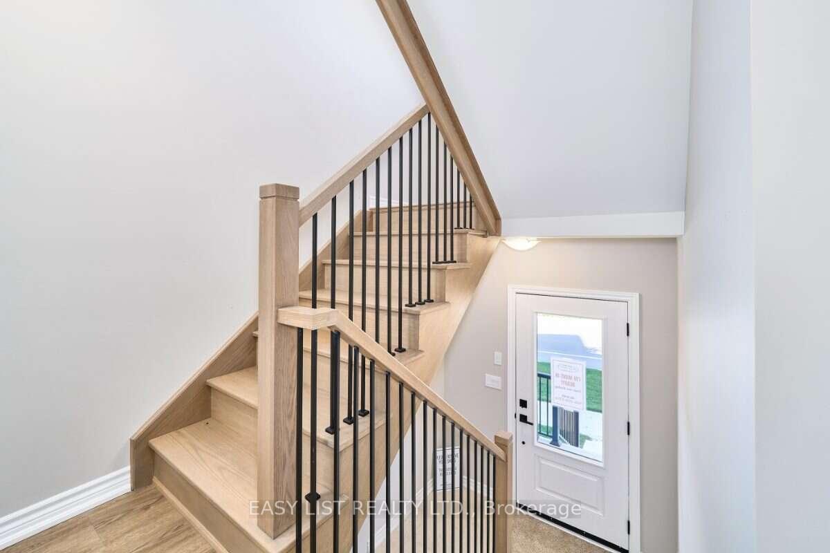 Photo 4 of 19 Addyman Crescent, Clarington, Newcastle — HOMEH