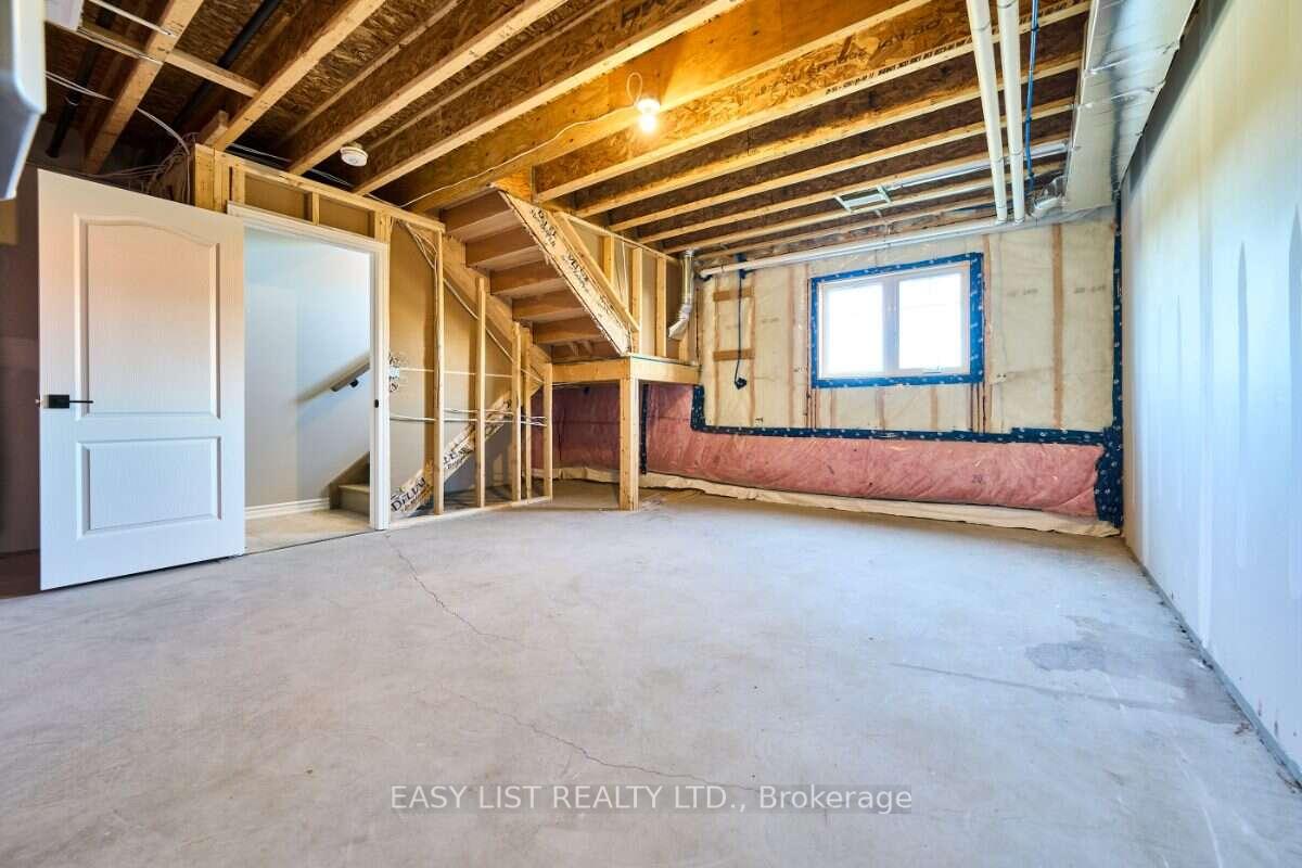Photo 11 of 19 Addyman Crescent, Clarington, Newcastle — HOMEH