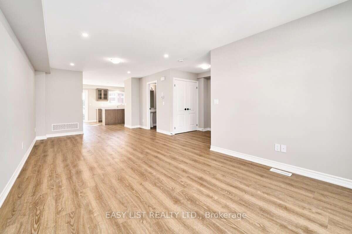 Photo 20 of 19 Addyman Crescent, Clarington, Newcastle — HOMEH
