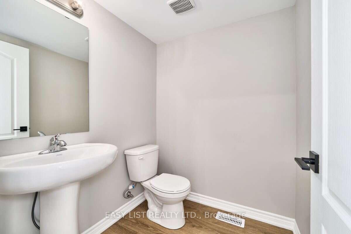 Photo 24 of 19 Addyman Crescent, Clarington, Newcastle — HOMEH