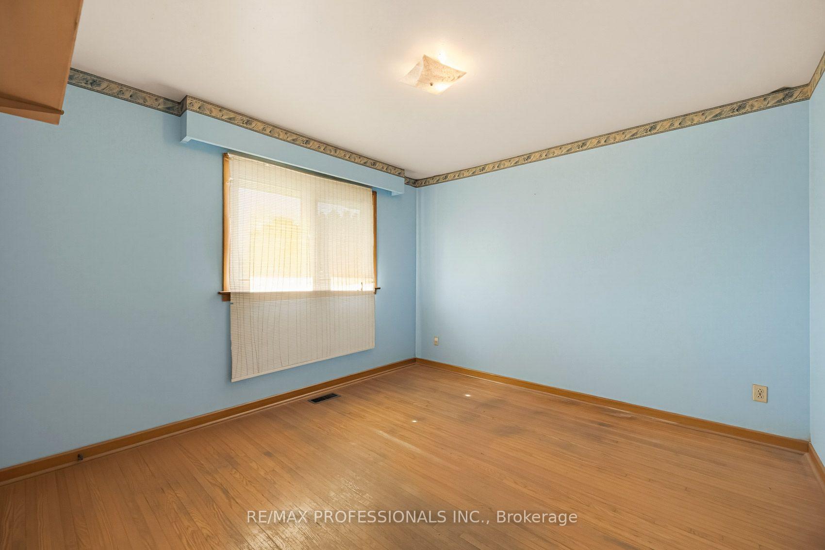 Photo 10 of 4038 Wilcox Road, Mississauga, Rathwood — HOMEH