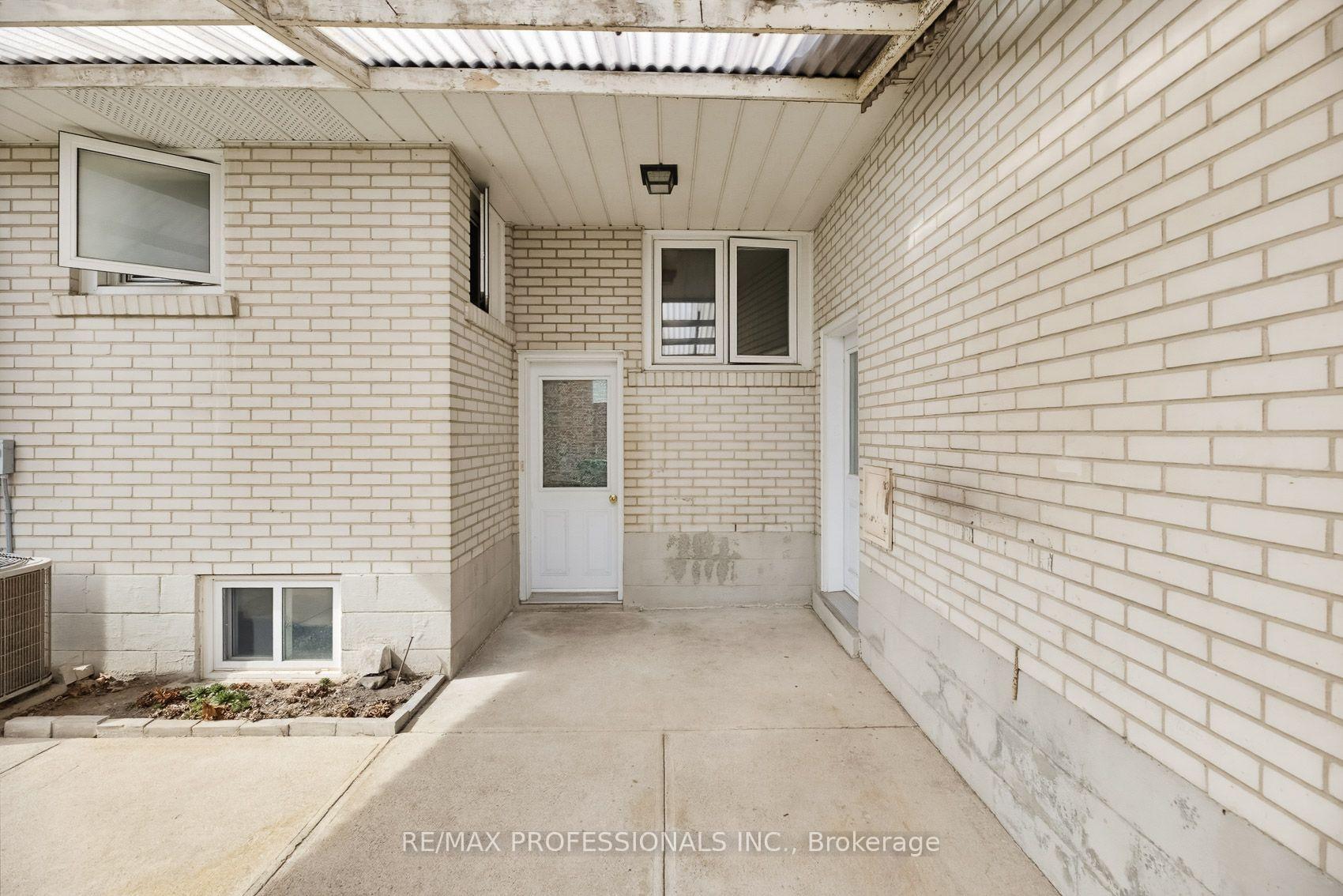Photo 13 of 4038 Wilcox Road, Mississauga, Rathwood — HOMEH
