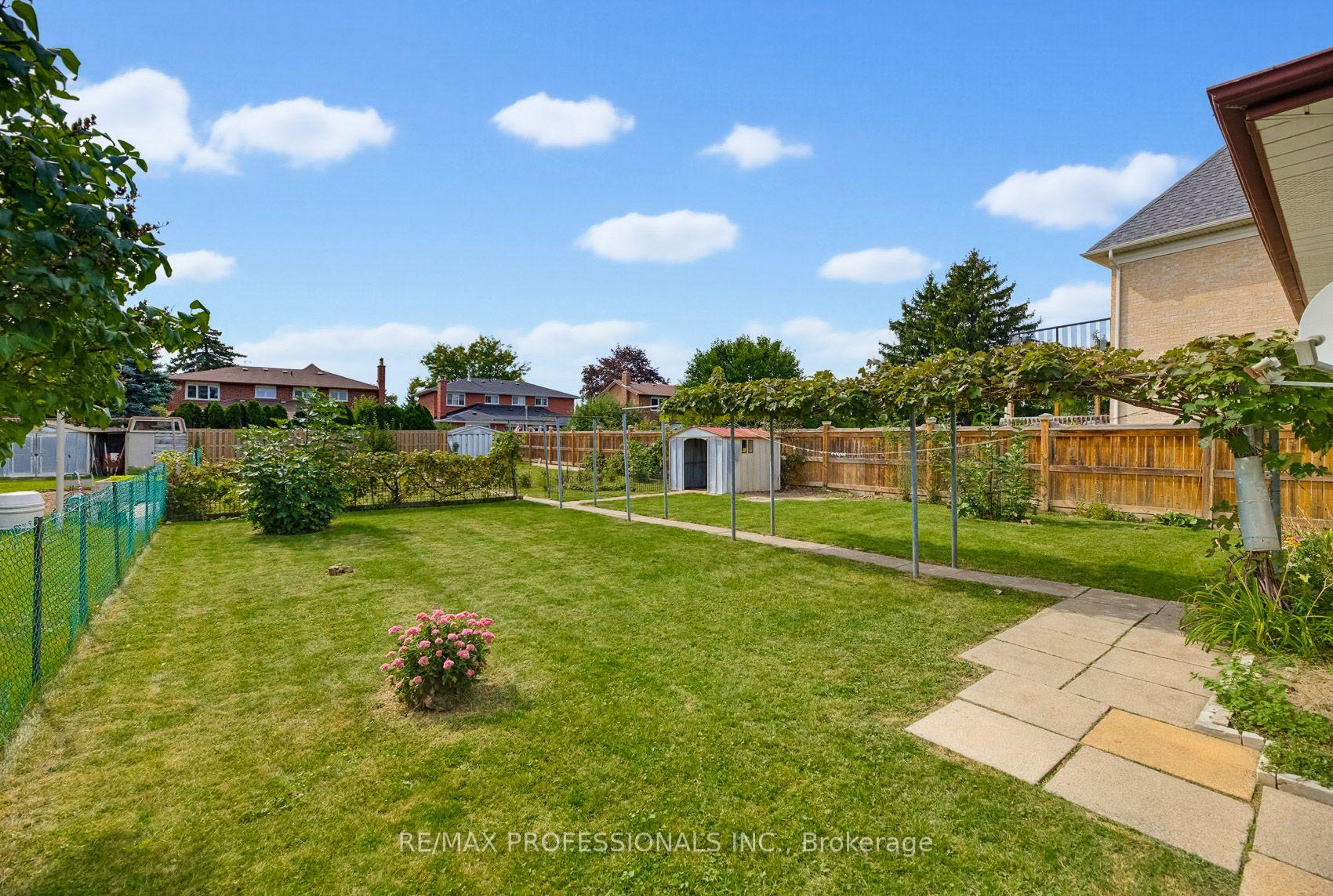 Photo 14 of 4038 Wilcox Road, Mississauga, Rathwood — HOMEH