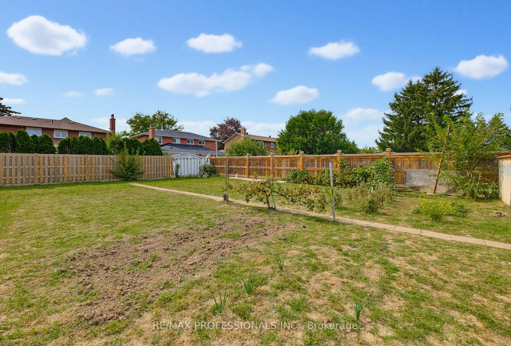 Photo 18 of 4038 Wilcox Road, Mississauga, Rathwood — HOMEH