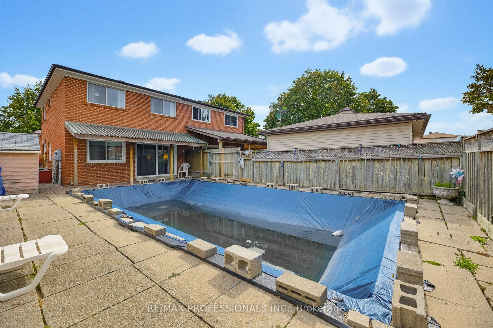 Photo 38 of 7540 Darcel Avenue, Mississauga, Malton — HOMEH