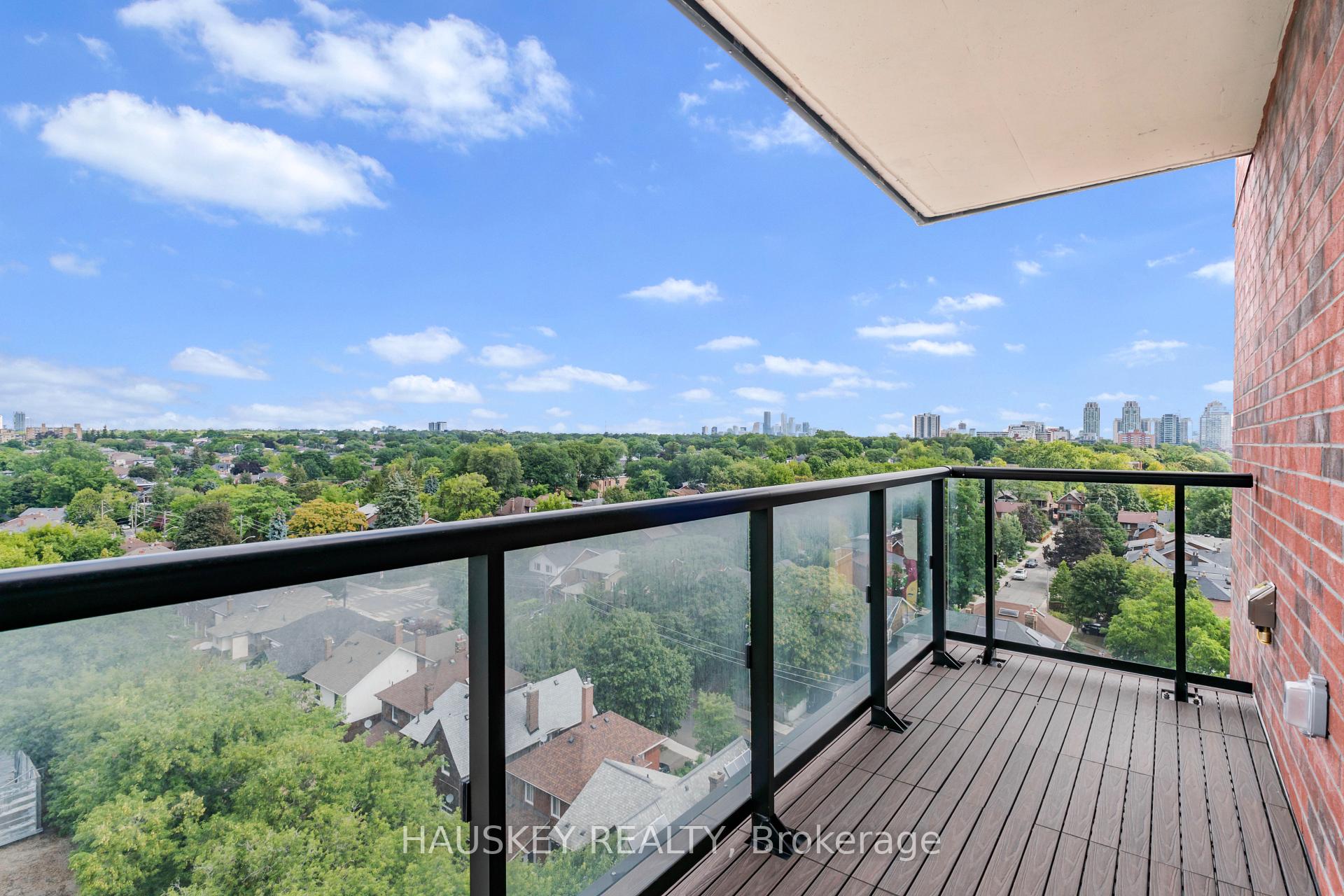Photo 19 of Unit 1102, 185 Alberta Avenue, Toronto, Oakwood Village — HOMEH