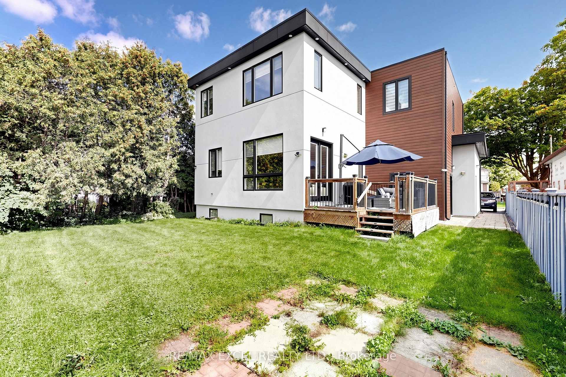 Photo 38 of 786 Oliva Street, Pickering, West Shore — HOMEH