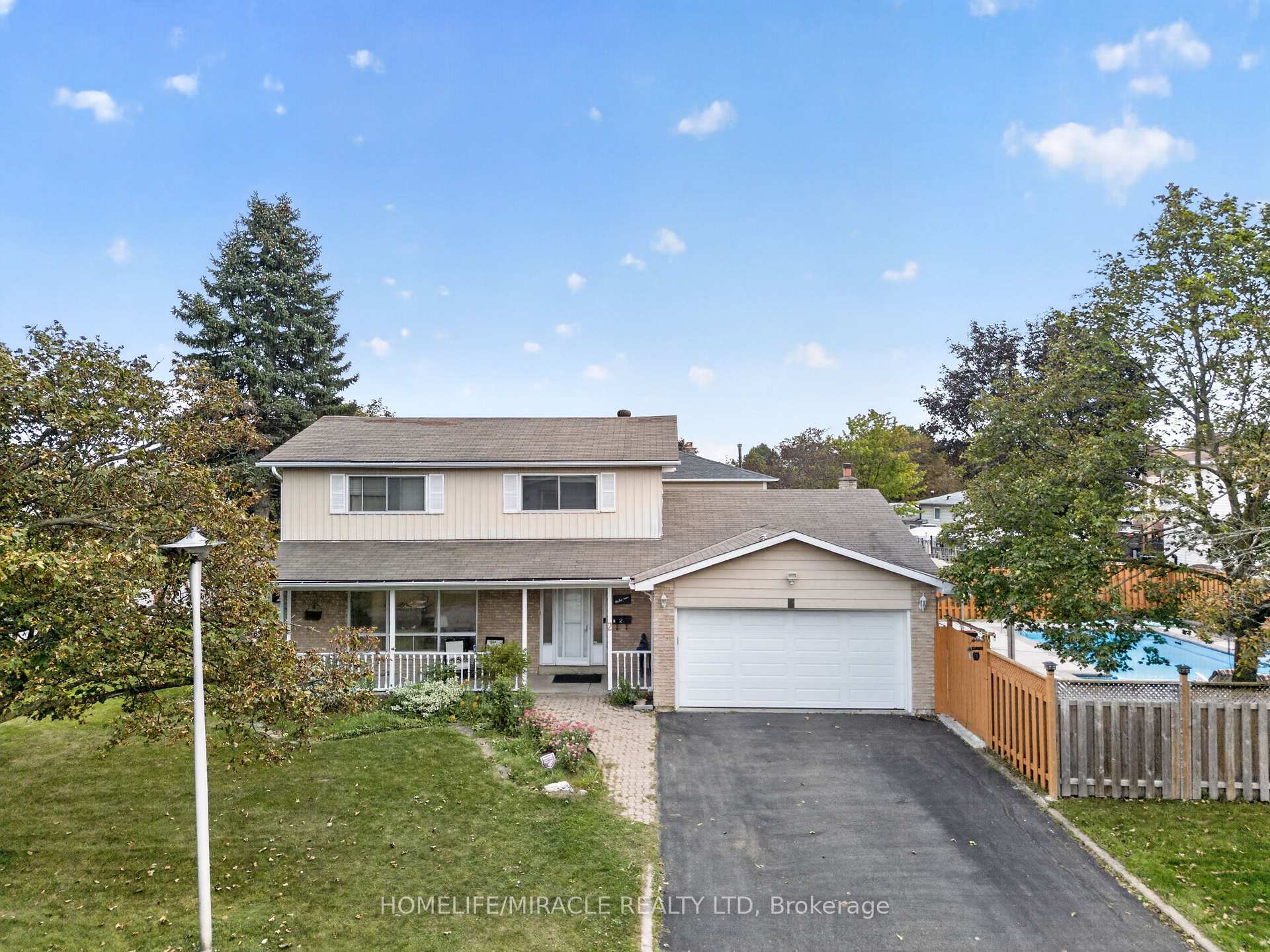 Photo 3 of 2 Jubilee Court, Brampton, Northgate — HOMEH