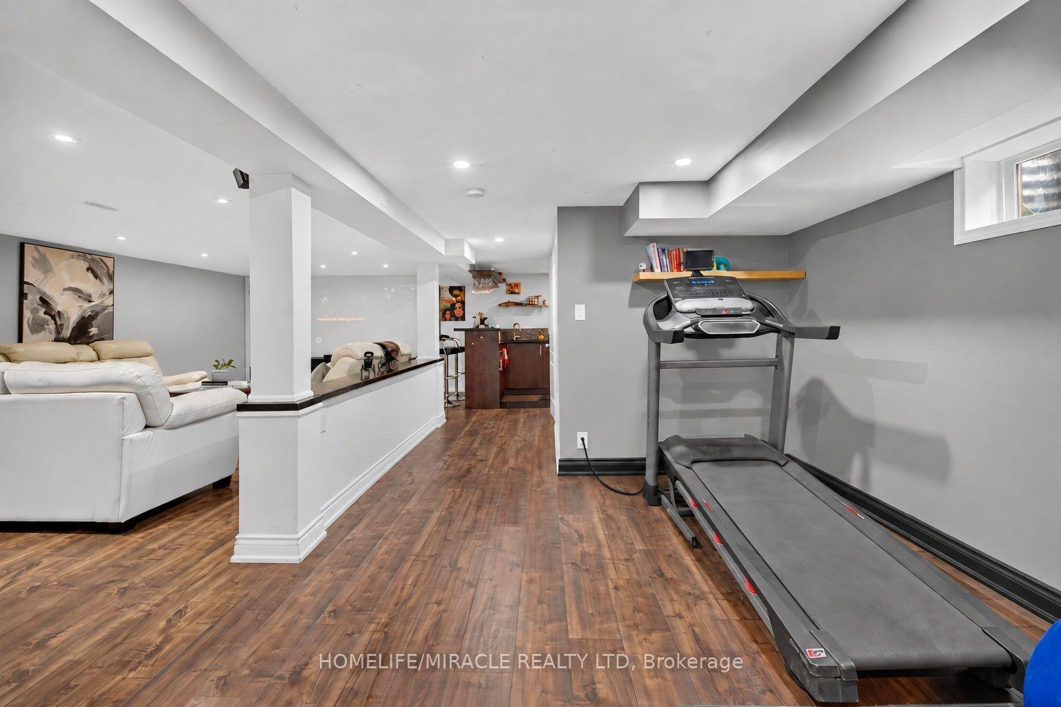 Photo 33 of 2 Jubilee Court, Brampton, Northgate — HOMEH
