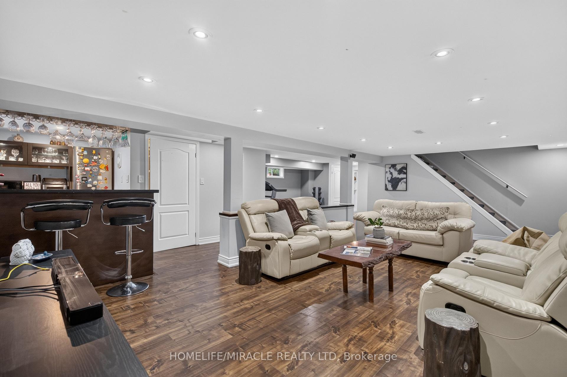 Photo 34 of 2 Jubilee Court, Brampton, Northgate — HOMEH