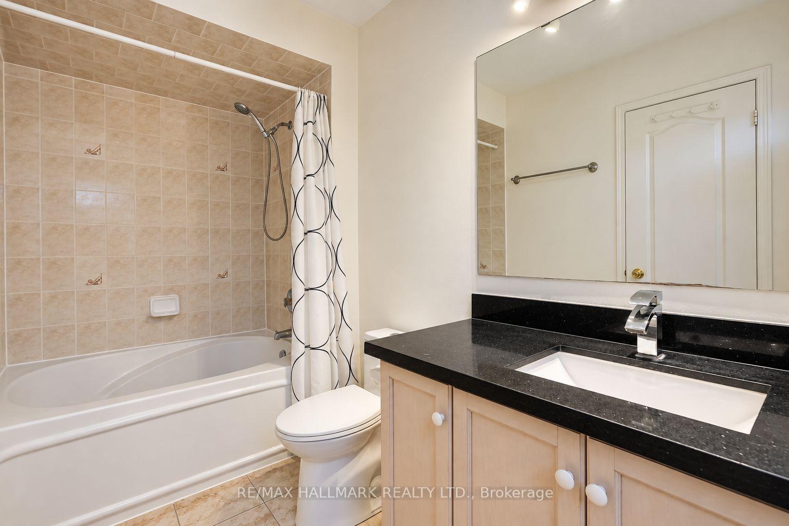 Photo 23 of 97 Benjamin Hood Crescent, Vaughan, Patterson — HOMEH