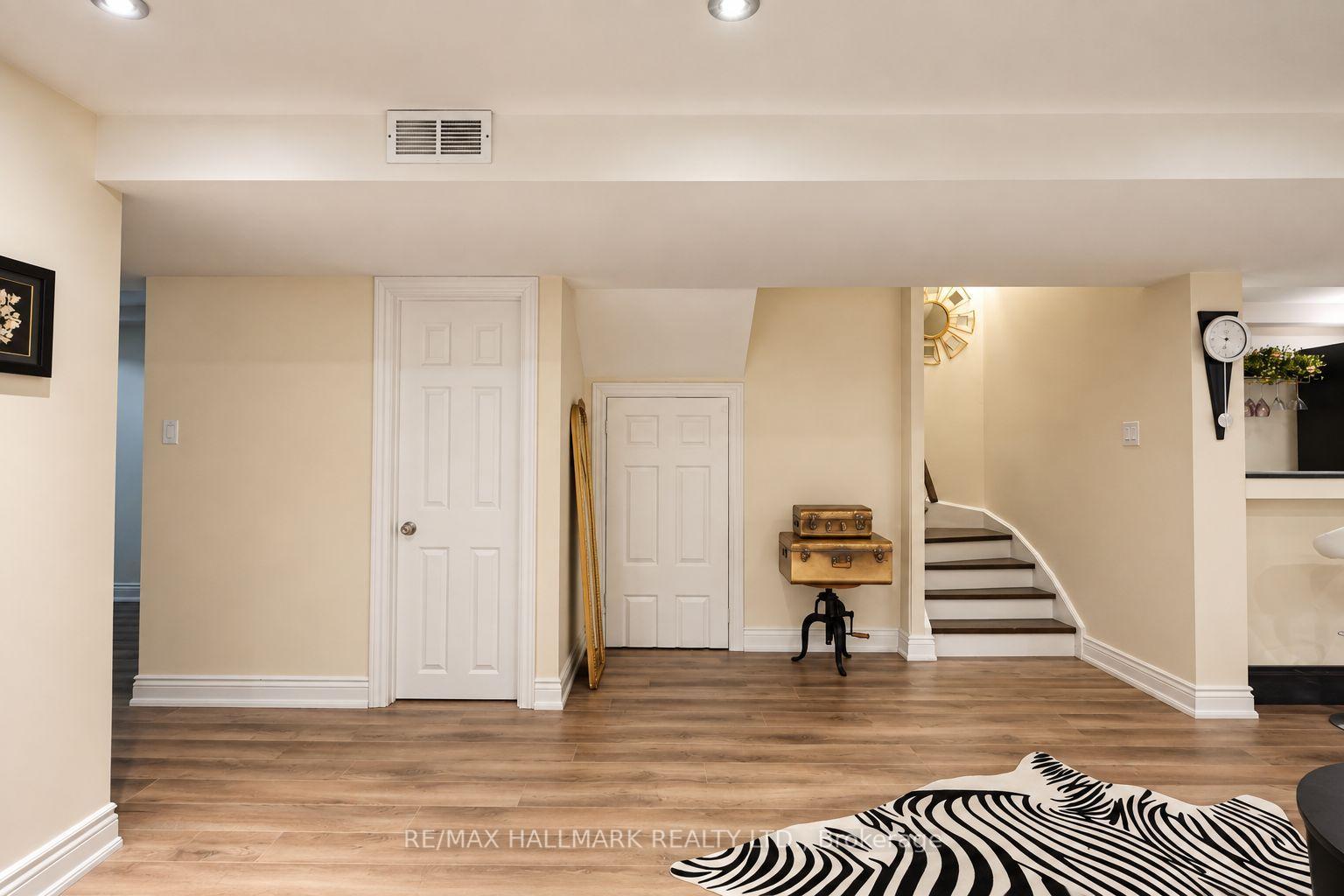 Photo 31 of 97 Benjamin Hood Crescent, Vaughan, Patterson — HOMEH