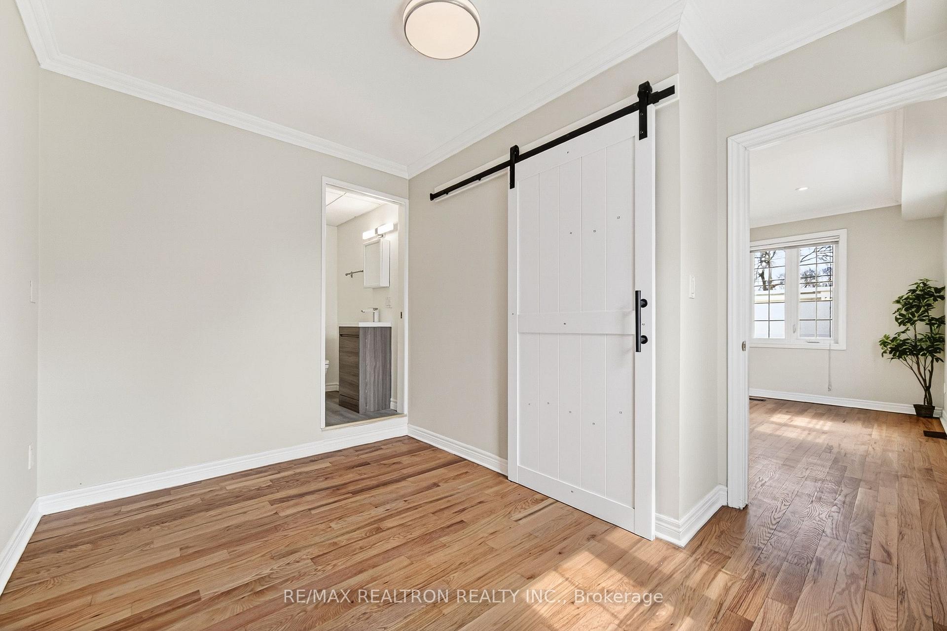 Photo 11 of 454 Donlands Avenue, Toronto, East York — HOMEH