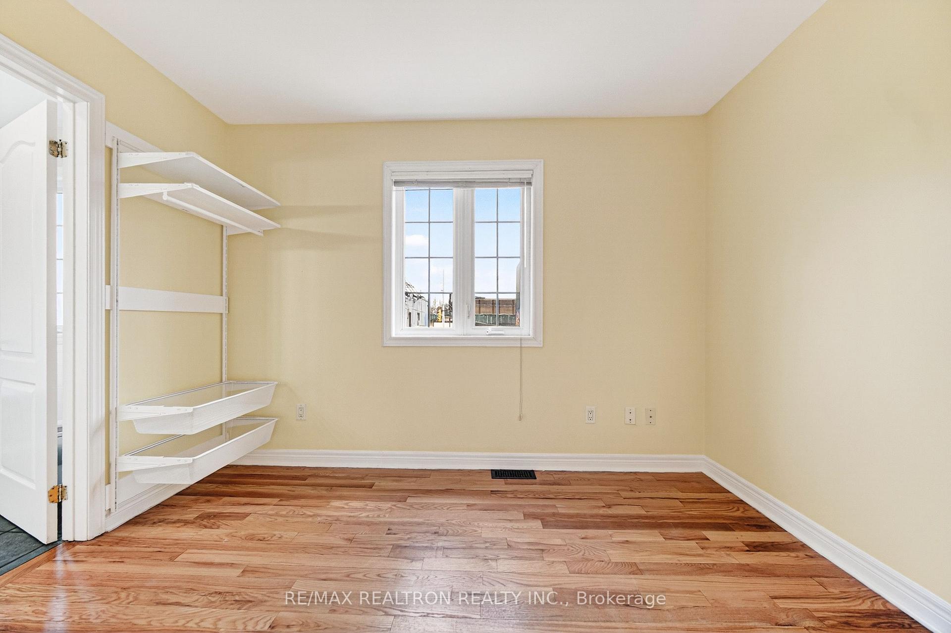 Photo 28 of 454 Donlands Avenue, Toronto, East York — HOMEH